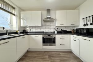 Kitchen- click for photo gallery